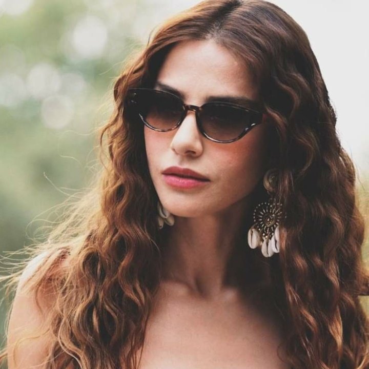 Strano ma vero 😉 concordo con #CanYaman forse 5 stagioni sarebbero state anche troppe, ma continuando come era iniziata e su piattaforma #MrWrong sarebbe arrivata oltre..un ingiustizia per tutti e per #ÖzgeGürel