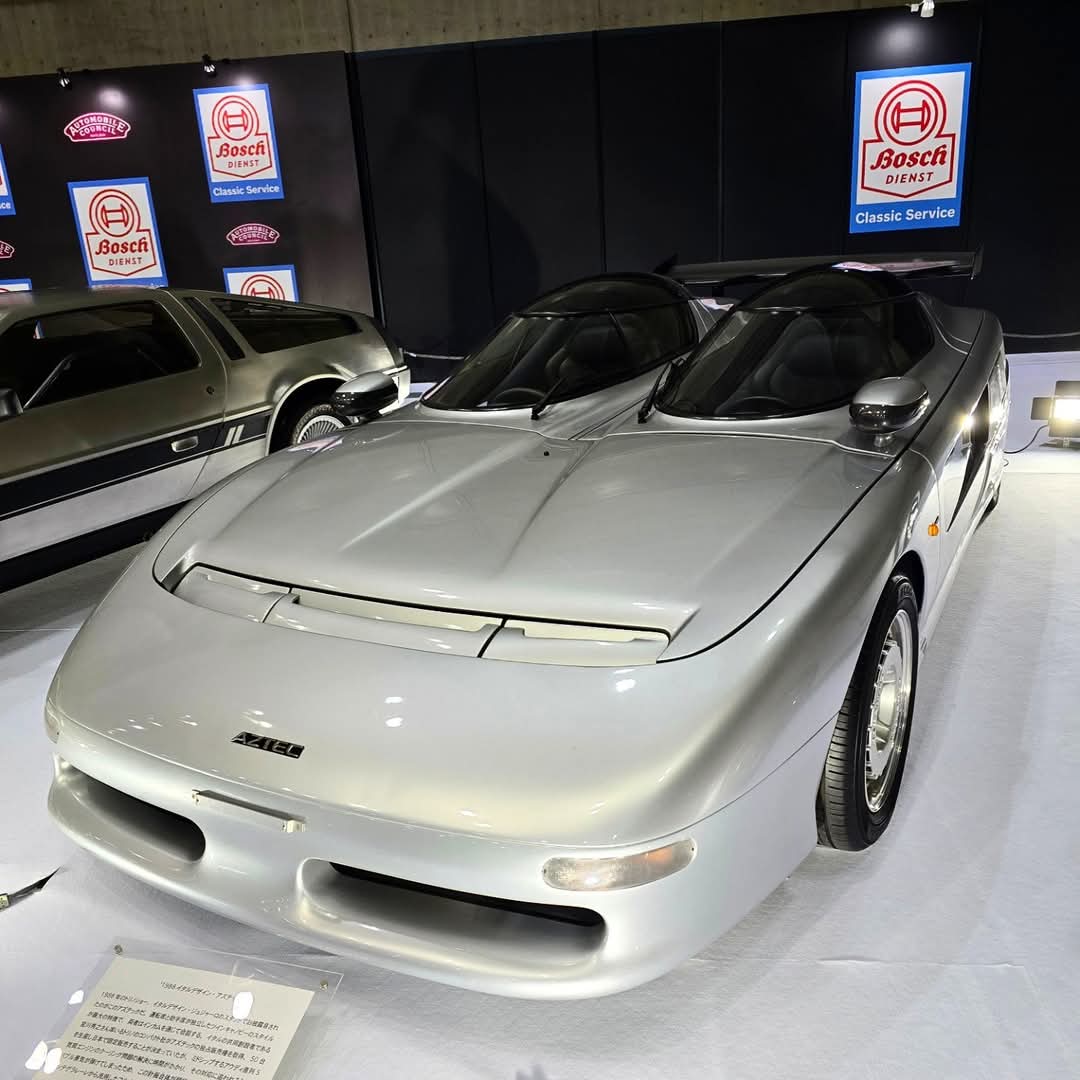 cyprismorpho071's tweet photo. 今日から4/13まで開催のオートモビルカウンシルへ。いろんな方にもお会いできました。締めは恒例のDeecさんブースで記念撮影!今回は由美さんも参加、皆さんありがとうございました。
#automobilecouncil #deec #drivingsuccess #brabhambt5 #イタルデザインアズテック https://t.co/37dnHTCLQe