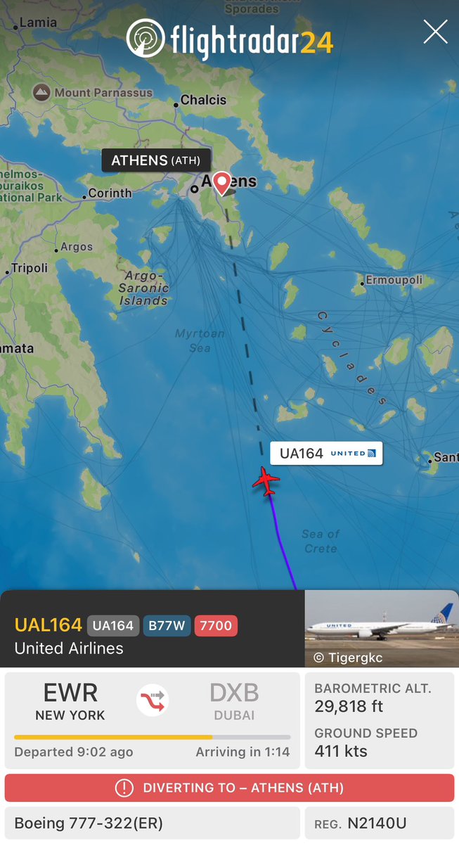 flightradar24's tweet photo. #UA164 from New York to Dubai is squawking 7700 and diverting to Athens. Reason not known.
https://t.co/P5rRzxqq5Z https://t.co/gqnp8l2oDH