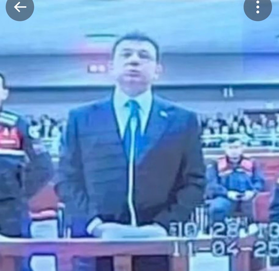 Akın Gürlek Adamdır!

Allah şahidimdir 
masum olduğuna dair zerrece şüphe duysaydım, 
hakkında tek kelime yazmaz adaletin sağlanması için uğraşırdım!

Lanet ideolojinizden sıyrılıp olaylara 
at gözlüğü ile bakmaktan vazgeçin!

Herif hırsız kardeşim, neresini anlamıyorsunuz?