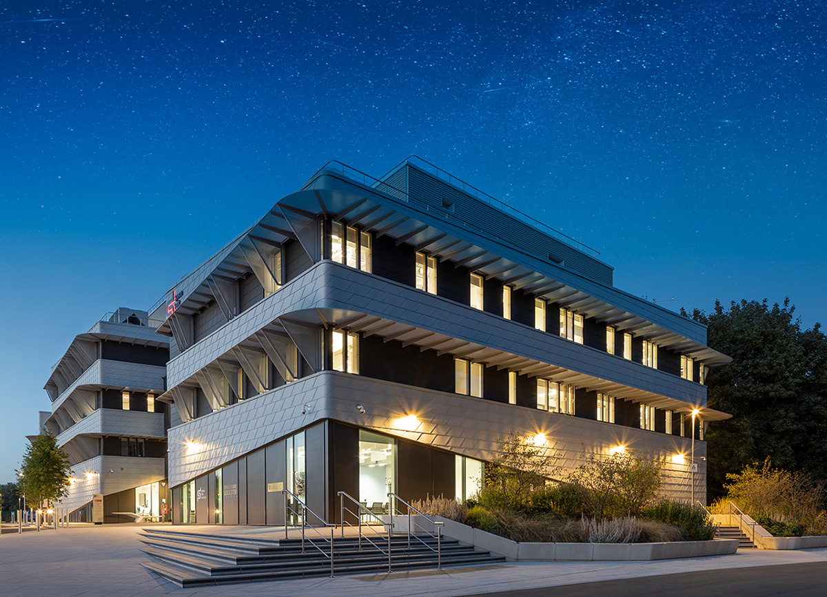 University of Leicester (@uniofleicester) on Twitter photo Space isn’t just tech, it’s about people. At LCHS, we'll explore the ethics, culture & future of space. Based at @spaceparkleic with 65 years of space research 👉space-park.co.uk
#CitizensOfChange <a href="/LeverhulmeTrust/">The Leverhulme Trust</a> <a href="/andrewfutter/">Andrew Futter</a> @rossanadeplano1 @suzieimberspace <a href="/rossparry/">Ross Parry</a> Space isn’t just tech, it’s about people. At LCHS, we'll explore the ethics, culture & future of space. Based at @spaceparkleic with 65 years of space research 👉space-park.co.uk
#CitizensOfChange <a href="/LeverhulmeTrust/">The Leverhulme Trust</a> <a href="/andrewfutter/">Andrew Futter</a> @rossanadeplano1 @suzieimberspace <a href="/rossparry/">Ross Parry</a>