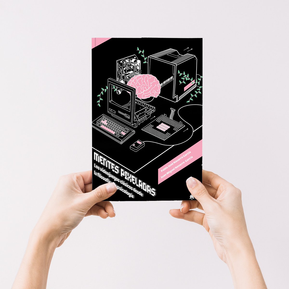 Héroes de Papel 📚👾 tweet media