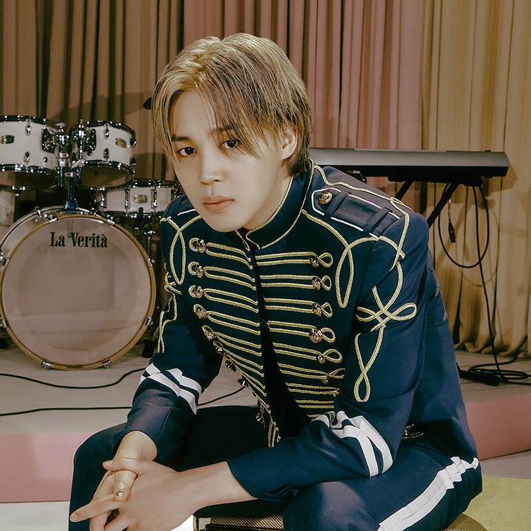 TheePopCore's tweet photo. JIMIN has surpassed 500 MILLION streams on the Spotify USA chart, making him the first and only K-pop Soloist in history to achieve this milestone. https://t.co/y4WHolv8Xu