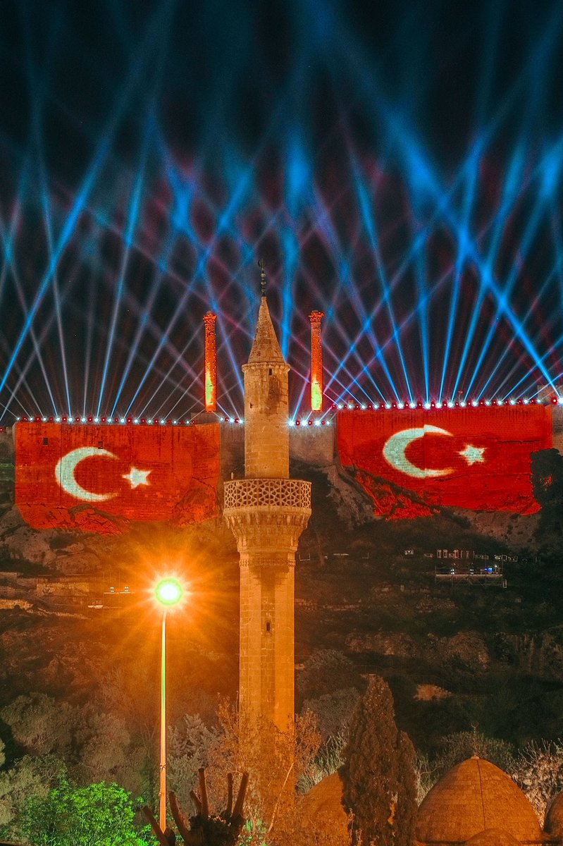 Osmanseyidoglu_'s tweet photo. 11 Nisan, Şanlıurfa’mızın düşman işgalinden kurtuluşunun, birlik ve beraberlik ruhuyla yazılmış destansı bir zaferin yıldönümüdür. Şanlı şehrimizin Kurtuluş Günü’nü minnetle anıyor, tüm şehit ve gazilerimize rahmet diliyor, şükranlarımı sunuyorum.

#11Nisan https://t.co/f4jkpZ0A7l