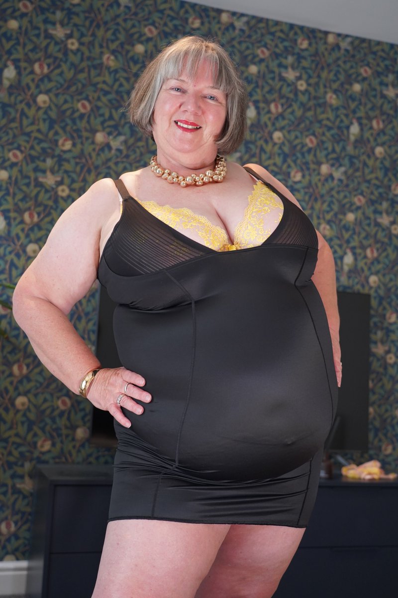 I’ll be here all day for your orders, messages and enquiries.

Chris44g.co.uk