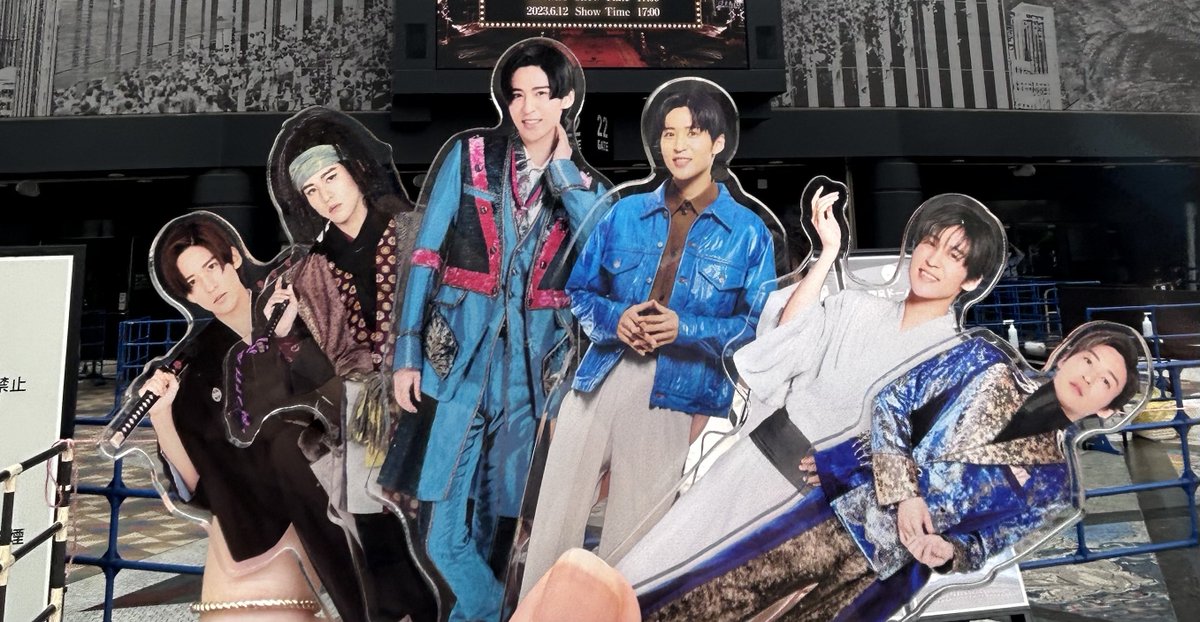 ◇新規オーダー受付ページ◇すのチル 衣装 新ターコイズ衣装SnowMan風目黒