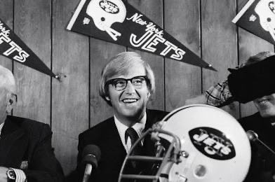 tbone059's tweet photo. @_MLFootball @JStCyrTV @JagKenKnowledge @UCF_Jaguar @Ballou1010xl @1010xljoec @1010XLLauren @1010xlfattony @1010XLAG Lou Holtz - NYJ https://t.co/uH4BxaugWX