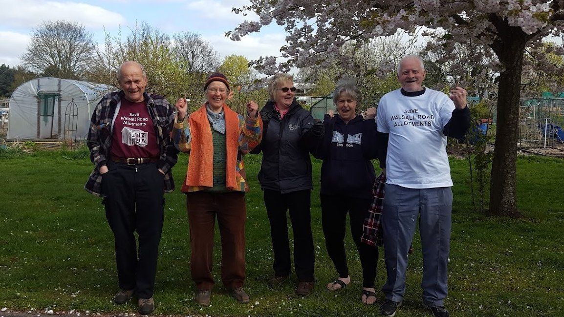 AllotmentCat's tweet photo. (Janet) It's SIX YEARS since our allotments were saved from the bulldozers! 
Robert played a major part in the campaign. He went to many meetings and was  in the press and on TV. 
We had amazing support from our followers and we will always be grateful to them ... and to Robert. https://t.co/ZaPB8iIxif