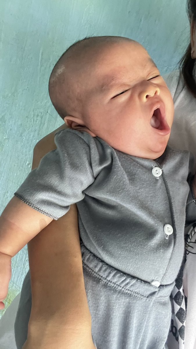 HarumDelta's tweet photo. padahal bangun tidur tapi masih kenceng aja nguap nyaa https://t.co/wNxMmdPpoN