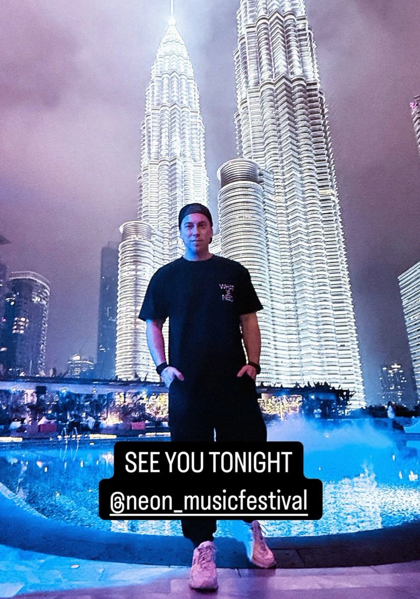 Tonight <a href="/HARDWELL/">Hardwell</a> at Neon music festival. 😈🔥🔥🔥