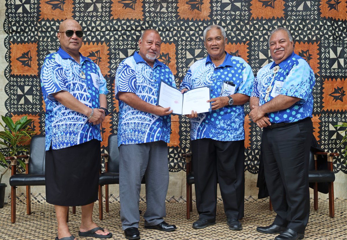 ForumSEC's tweet photo. #rarotongatreaty

A busy week in Nasonini - on the fringes of the Pacific CEDAW and the Pacific Ocean's Ministers Meeting, a small but significant event was held to witness the Republic of the Marshall Islands deposit their signature to the Rarotonga Treaty, reaffirming their commitment to a nuclear-free Pacific.

Ocean's Ministers & officials were in attendance to witness this historic event this afternoon.

The Rarotonga Treaty is a regional agreement that establishes the South Pacific as a nuclear-weapon-free zone.
Signed on August 6, 1985 (in Rarotonga, Cook Islands), The purpose of the Treaty is to prohibit the manufacturing, possession, stationing, and testing of nuclear explosive devices in the South Pacific.

Read Rarotonga Treaty: https://t.co/r0pw4dPxQ0

Read Hon. Anthony Muller, RMI Minister of Natural Resources and Commerce, Remarks: https://t.co/x9TrhjJSWD
Read Secretary General Waqa's Remarks: https://t.co/WuIGrJGRn8