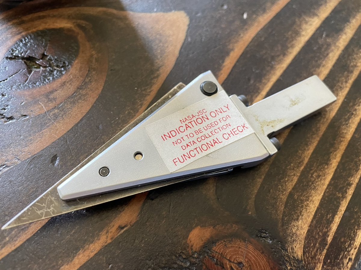 dbostian's tweet photo. @donttrythis  Now that you have a nice height gauge, you should get a center probe for measuring holes. https://t.co/ypRrCnX6HG