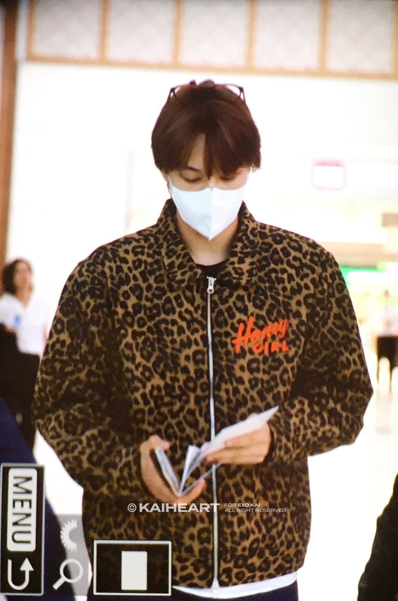 Rinskai_88's tweet photo. RT @KAI_HEART_114: 250411 GMP 
#KAI #카이 #종인 #엑소카이 
@weareoneEXO https://t.co/vJg9hv9Wfq