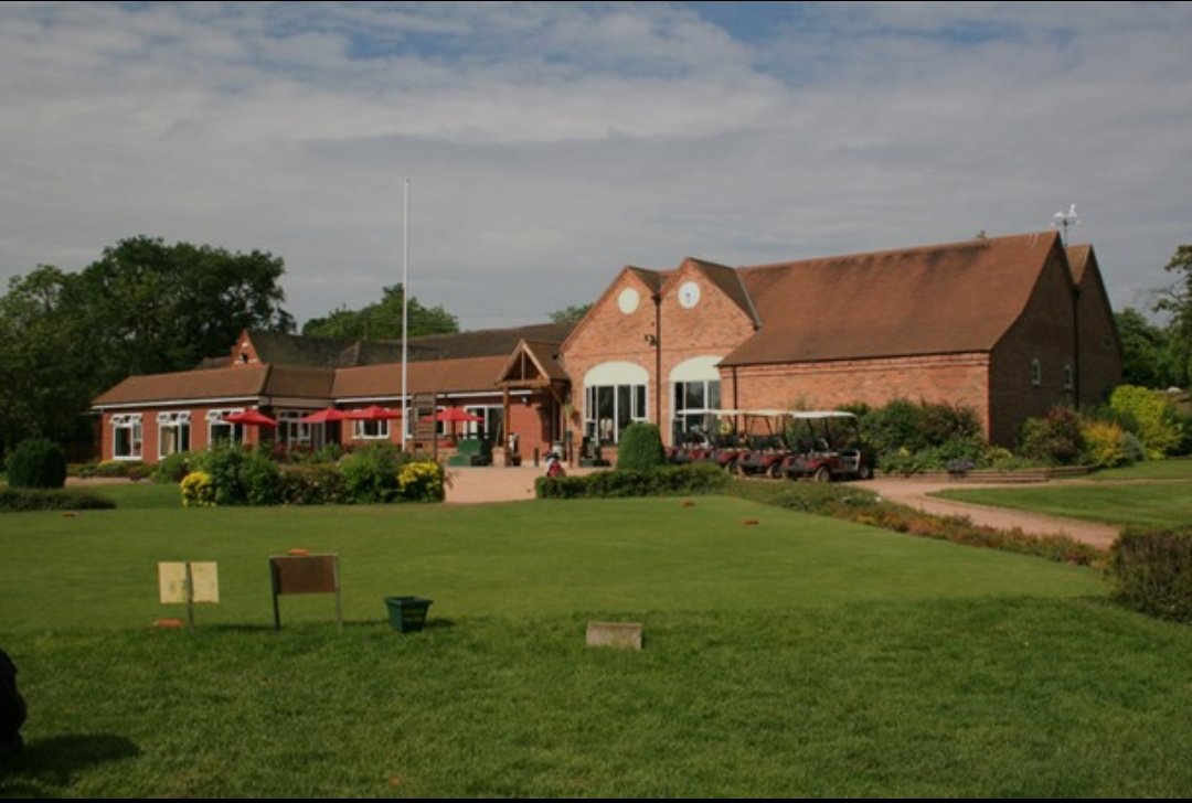 aid_heath's tweet photo. Delivered an #EFAW course with a brilliant team at  @FHGC1933   including managers, golf pros, hospitality, catering, and grounds staff. Great energy, real teamwork, and vital life-saving skills gained. 

#FirstAidTraining #EFAW  #TeamworkSavesLives #Golf  #PGA https://t.co/vpulVG2XH9