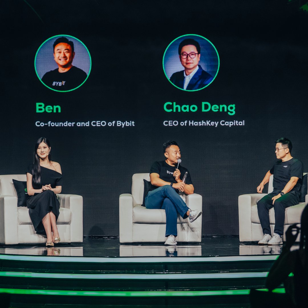 Bybit_Official's tweet photo. . @CCCCampus Bali for CCCCampus Event With @Bybit_ZH

With speakers such as Bybit Co-founder and CEO @benbybit , this weekend will be one to remember! Top Creators will battle and be judged by industry legends.

#CCCC #CCCC2025Bali #Bybit #TheCryptoArk #BybitEvents https://t.co/JfRHlkOJfE