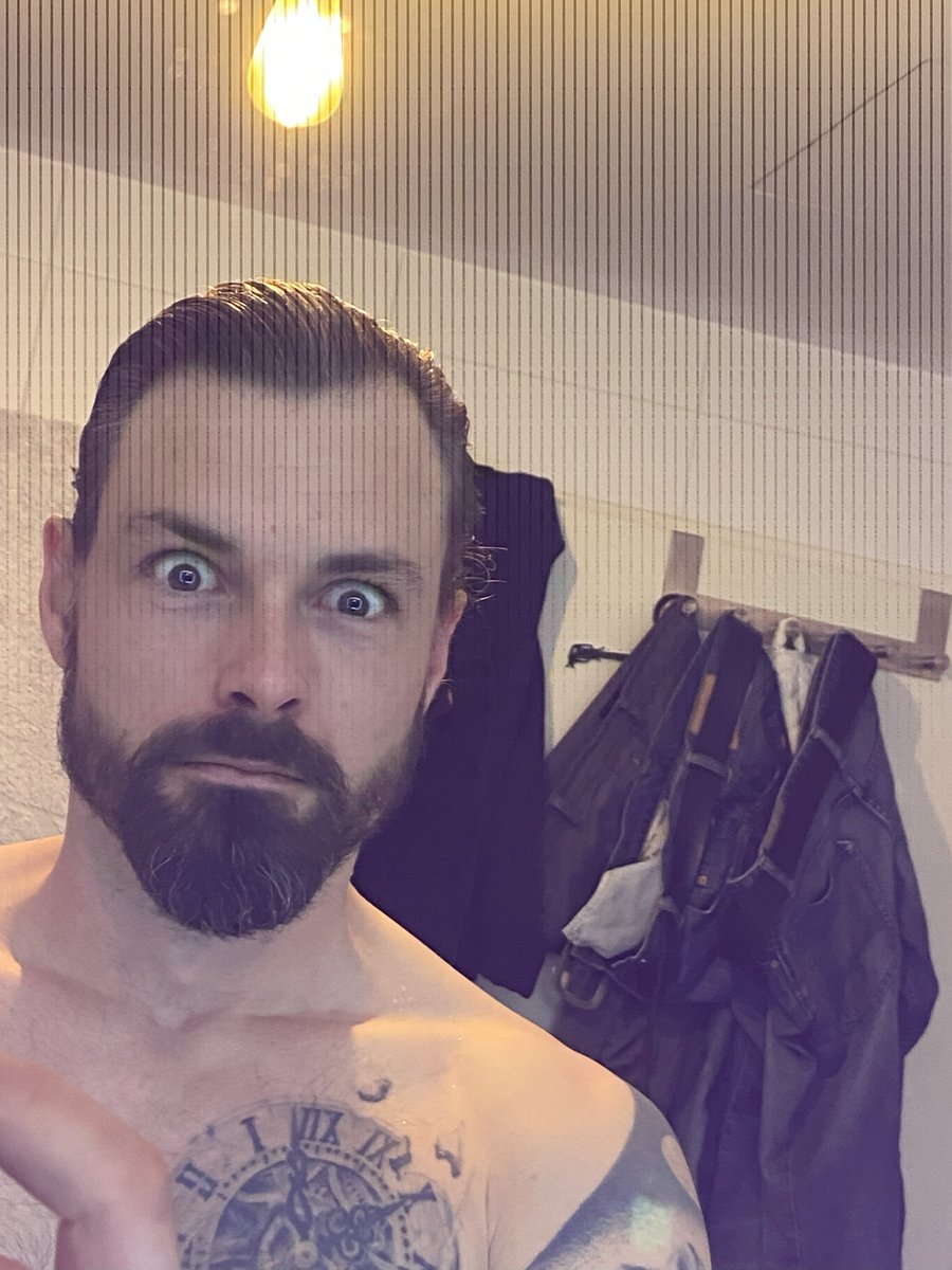 EfTaccount's tweet photo. Eisbadfreitag #eisbaden #icebathing #gamer #gaming #winterbaden
Heute mittags Livestream zum Eisbaden! *cold*
https://t.co/uFL478G2gQ https://t.co/AQHTDo8u4U