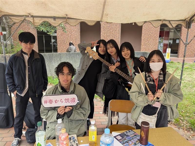 tsukuba_shinkan's tweet image. 【新歓祭 即撮り！即上げ！ ダイジェスト】
新歓祭の各ブースの様子を激写📸

PBCM(@pbcm_tkbuniv)
屋外ブース【A5】

園芸クラブ(@tkb_engei_club)
屋外ブース【B2】

女子ソフトボール部
屋外ブース【C1】

#新歓祭 #筑波新歓2025