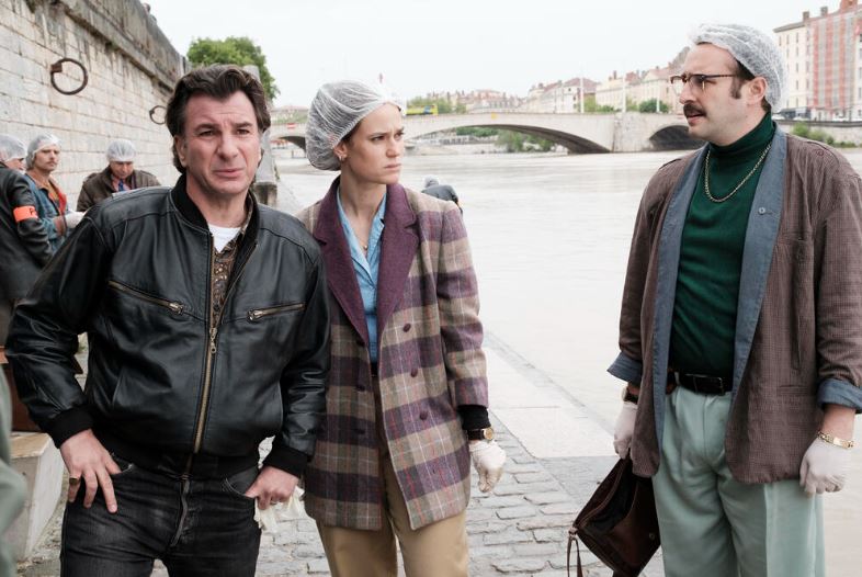 Audiences <a href="/TF1/">TF1</a>
#Flashback poursuit son succès en étant largement leader hier avec :

📌 3.6 M de tvsp (ep 1)

Et de belles PdA en moyenne sur les 2 EP.
✅ 28 % de PdA FRDA-50
✅ 22 % de PdA 25-49
✅ 25 % de PdA 15-24

A retrouver en streaming s/ <a href="/tf1plus/">TF1+</a>  &amp; jeudi prochain s/ <a href="/TF1/">TF1</a>
