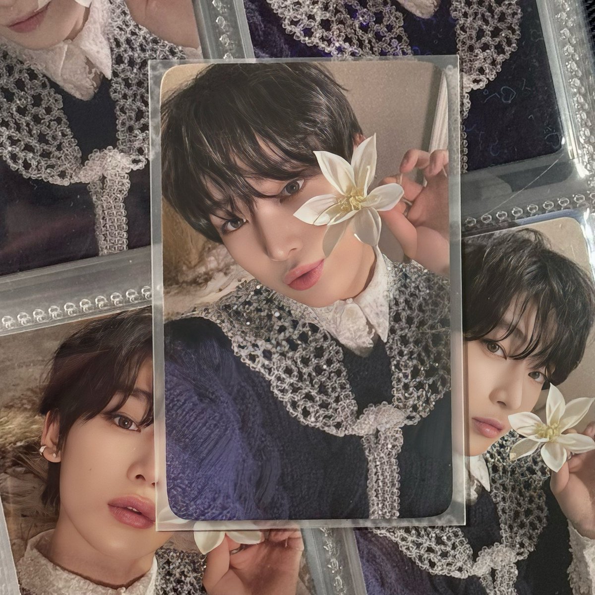 dearwonsun's tweet photo. #SUNOO with flower is the most beautiful thing ever <3 https://t.co/0TLaAc2cVi