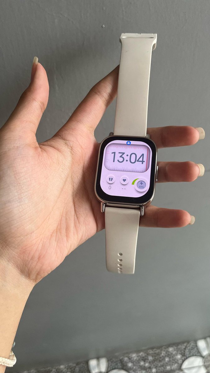 retkoolvr's tweet photo. wts smartwatch REDMI WATCH 5 LITE GOLD 650.000 (bisa nego)
pemakaian sekali, masih mulus banget, charger masih belum di buka, kardus dan paperbagnya ada.
📌COD BANDUNG
#zonauang https://t.co/k1RFUAMFD1