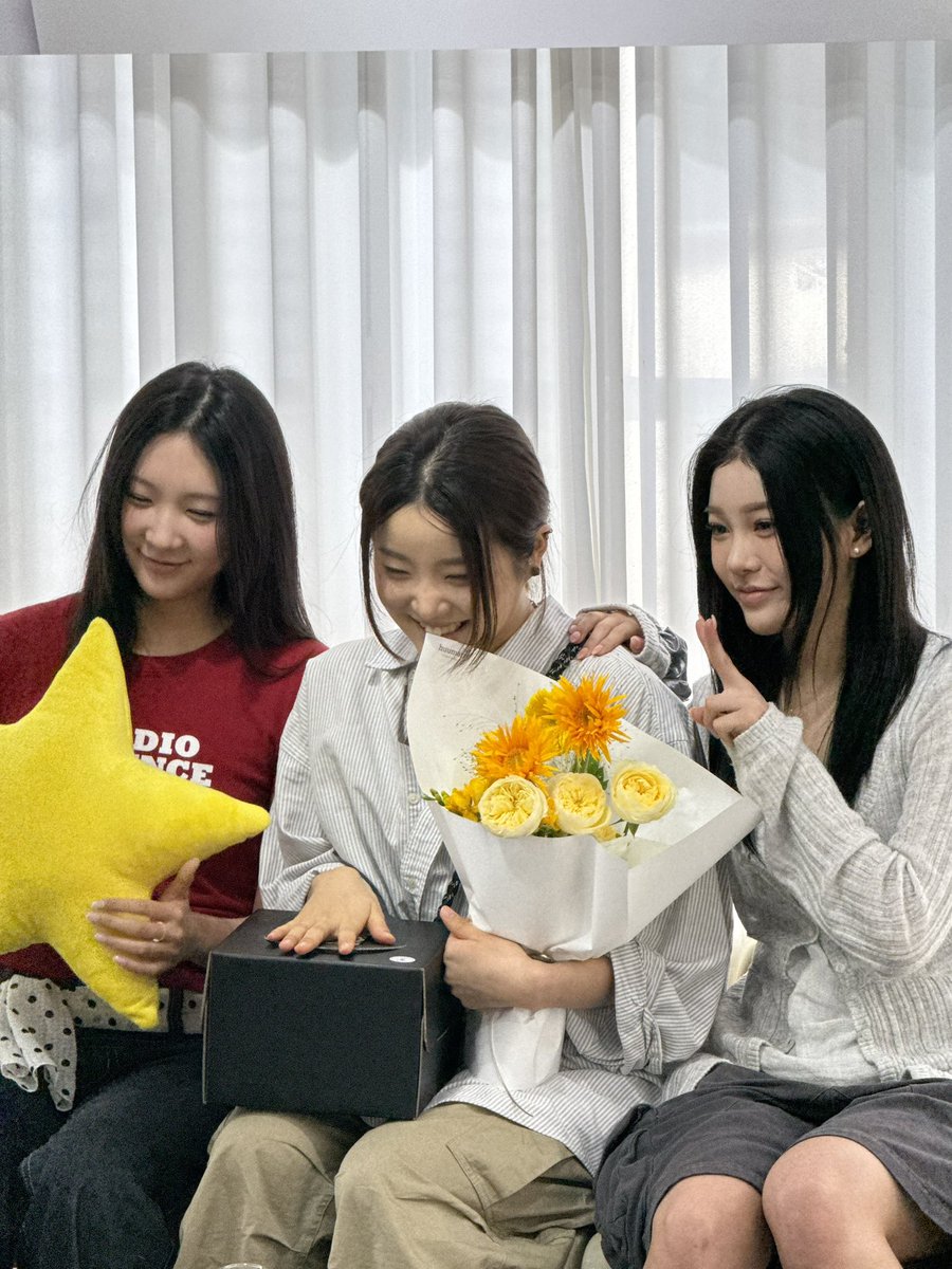 100디그리 tweet media