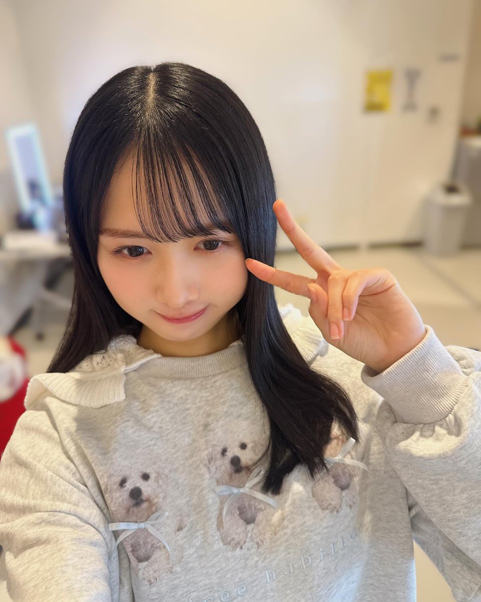 brianw_sub's tweet photo. なのちゃんが改訂と決めたから勿論最大限に尊重するが
#ひなのなのとーく #hinanotalk
#ひなのなのぐらむ #hinanogram 
#なのぐらむ #nanogram 
こうやって”公式”の後に元公式＃や個人的に好きな坂道王道ローマ字＃も付けて良い？(´∀｀*)ﾉ
#上村ひなの #日向坂46 
https://t.co/3AKogEUdI0 https://t.co/1fG3Zxzlzv
