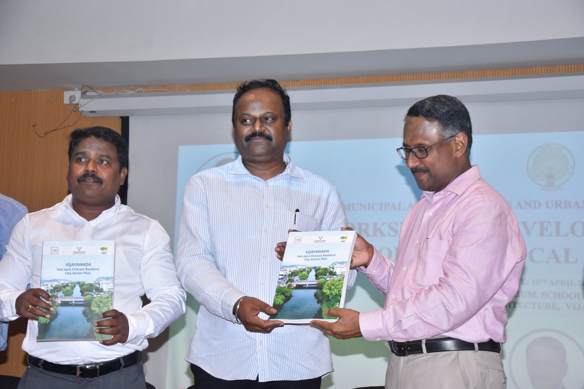 ICLEISouthAsia's tweet photo. #Photogallery | A big leap for city-led #ClimateAction in Andhra Pradesh🌱🏙️

See glimpses from the event here! https://t.co/D1CNcjS1S3