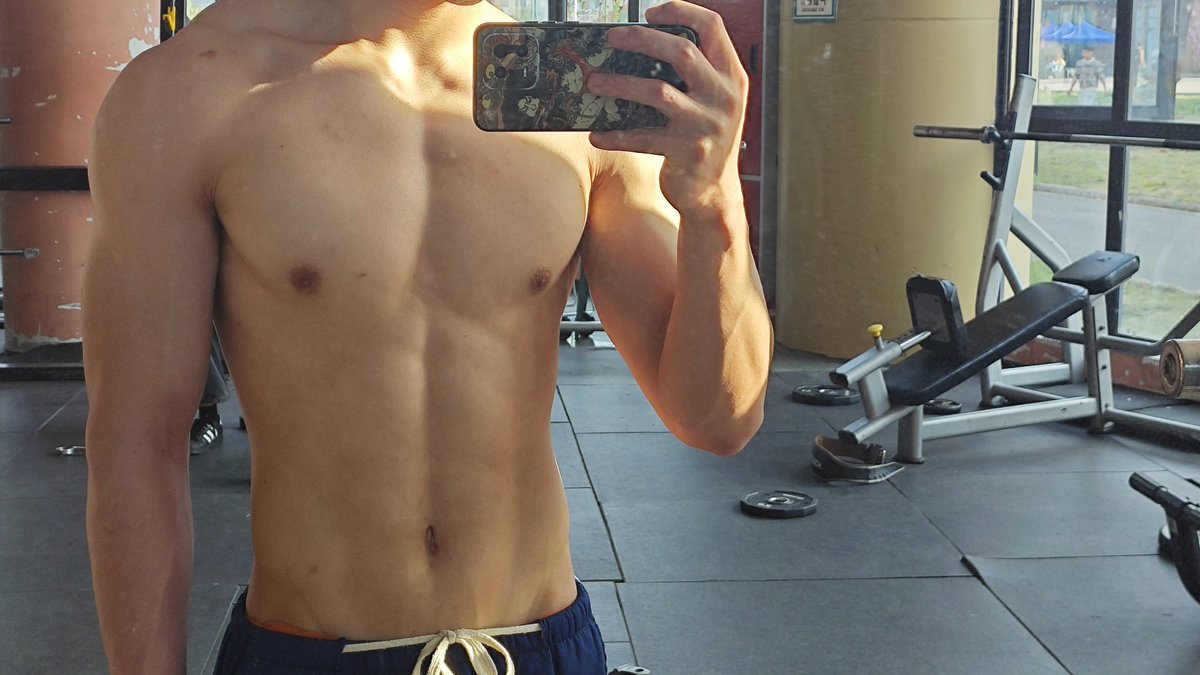 成都绵阳找搭子 身高175 体重70  年龄24 温柔懂礼貌