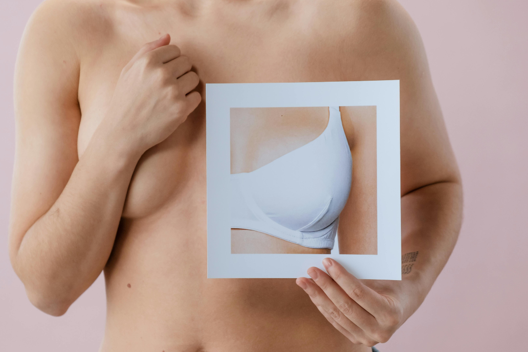 Contraindicación de uso del brazo del lado afectado en mujeres mastectomizadas para técnicas enfermeras

⭕ No hay evidencia concluyente que respalde evitar la venopunción, después de la cirugía axilar, en el brazo ipsilateral

#Preevid #masectomia
👉murciasalud.es/preevid/26331