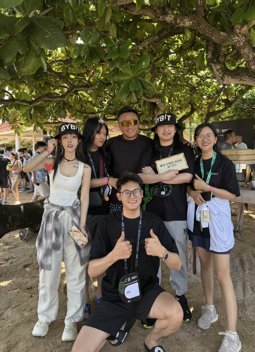 Gummybear1771's tweet photo. 《重生之我在Bybit当CEO》
绝对不会像@benbybit 一样给黑客打工!
@wangduanniao @guhype @WY_mask @EvaCmore @MemeCore_ORG https://t.co/qAYX1cfazy