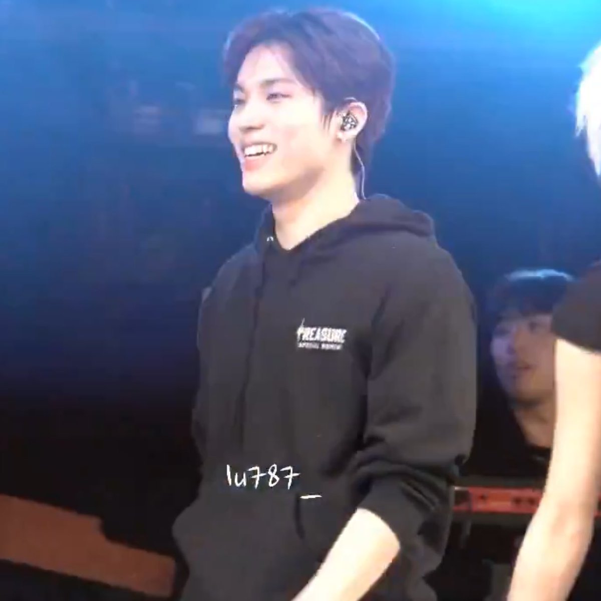 gden ◡̈ J.W tweet media