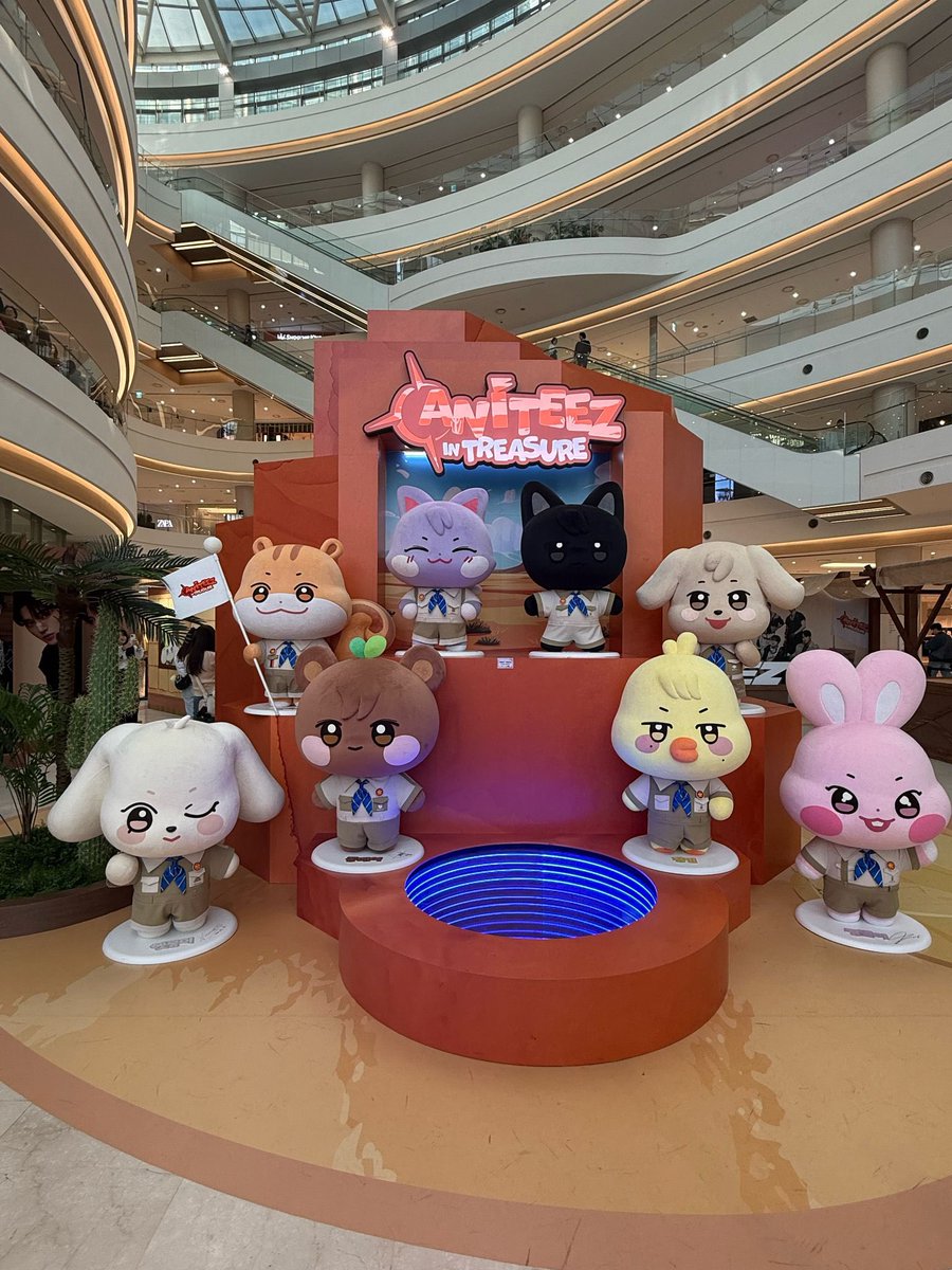 SSSTJJCMY's tweet photo. Finally, the Pop-up🥹
ANITEEZ are sooooo cute!!🥰 https://t.co/zIwI5UuO5O