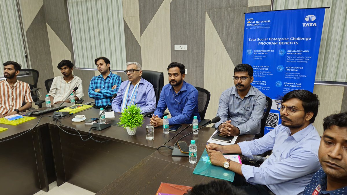 🚀 Igniting Innovation – A Successful Seminar at B.HUB BSFC!
Startup Bihar, in collaboration with IIM Calcutta Innovation Park, successfully hosted an engaging seminar on 10th April 2025 at B-HUB BSFC, Patna.

We were honored by the presence of Mr. Sooraj Dhawan, Founder &amp;
