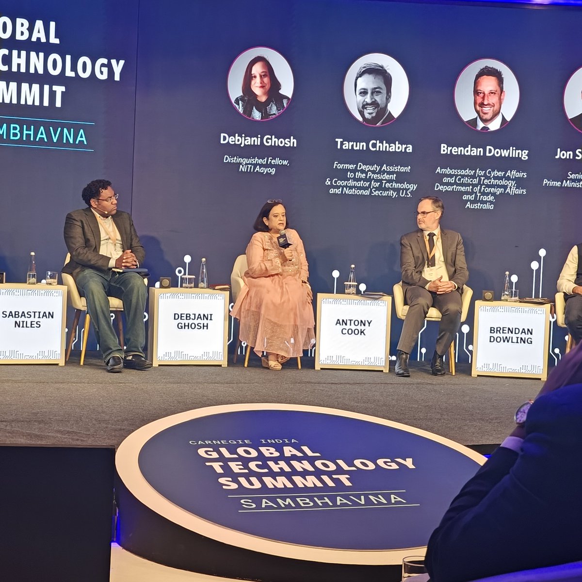 AnirudhSuri's tweet photo. You peel all the layers and find the foundation for success in tech for India will be a clear focus on R&D, @debjani_ghosh_
Couldn't agree more. And whether it takes 3,5 or 10 years, this is a muscle we have to build in India.
@CarnegieIndia #GlobalTechnologySummit #GTS2025 https://t.co/3adDWThdsm