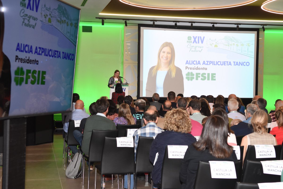 SEPNA FSIE informa:
Alicia Azpilicueta Tanco, reelegida presidenta de FSIE en el XIV Congreso Federal  que se celebró la semana pasada en Alicante.

Desde SEPNA FSIE nuestro más sincero apoyo y enhorabuena!!!
#sepnafsie 
#fsie
#somosfsie 
#enseñanzaconcertadadenavarra