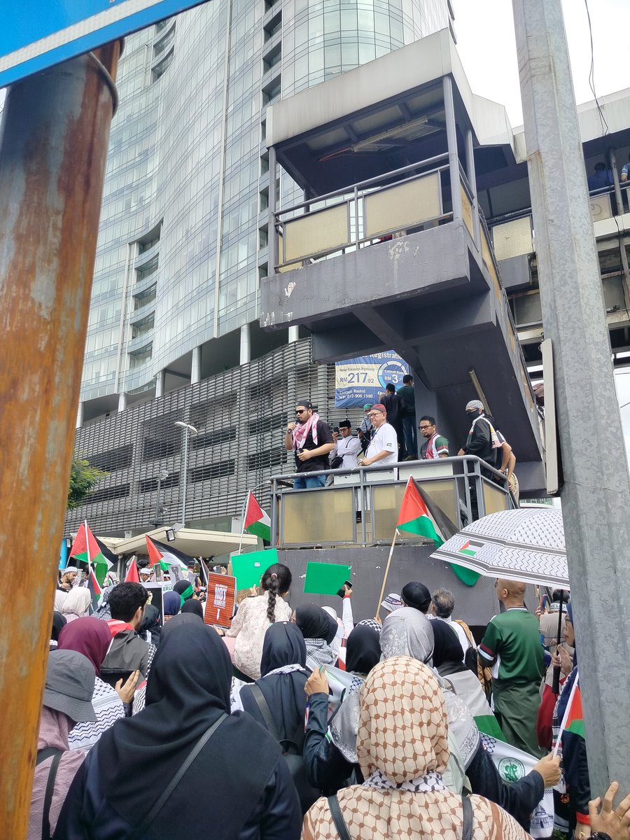 akmalbaharin99_'s tweet photo. Free free Palestine !!! https://t.co/TaMHf13jLf