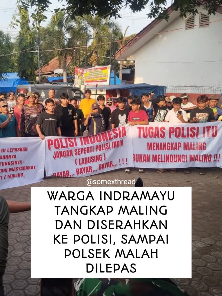 somexthread's tweet image. Ratusan warga Desa Amis, Kecamatan Cikedung, Indramayu, menggelar aksi protes di depan Polsek Cikedung.