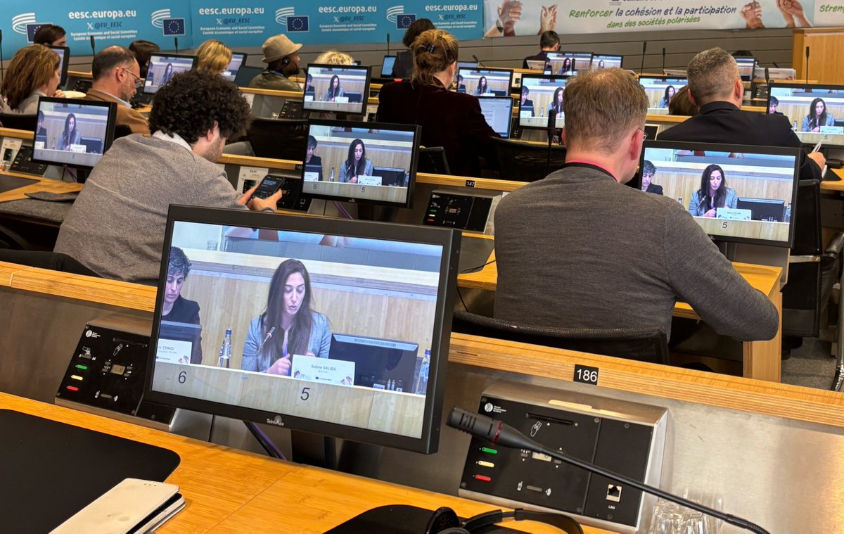 Eurochild_org (@eurochild_org) on Twitter photo #Childrights are under threat and so are the organisations defending them. Anti-rights movements are using #childprotection language to roll back progress. We need a strong, funded #civilsociety to fight back. Read our SecGen <a href="/SabineSaliba/">Sabine Saliba</a>'s blog 👇buff.ly/njjh8cD #Childrights are under threat and so are the organisations defending them. Anti-rights movements are using #childprotection language to roll back progress. We need a strong, funded #civilsociety to fight back. Read our SecGen <a href="/SabineSaliba/">Sabine Saliba</a>'s blog 👇buff.ly/njjh8cD