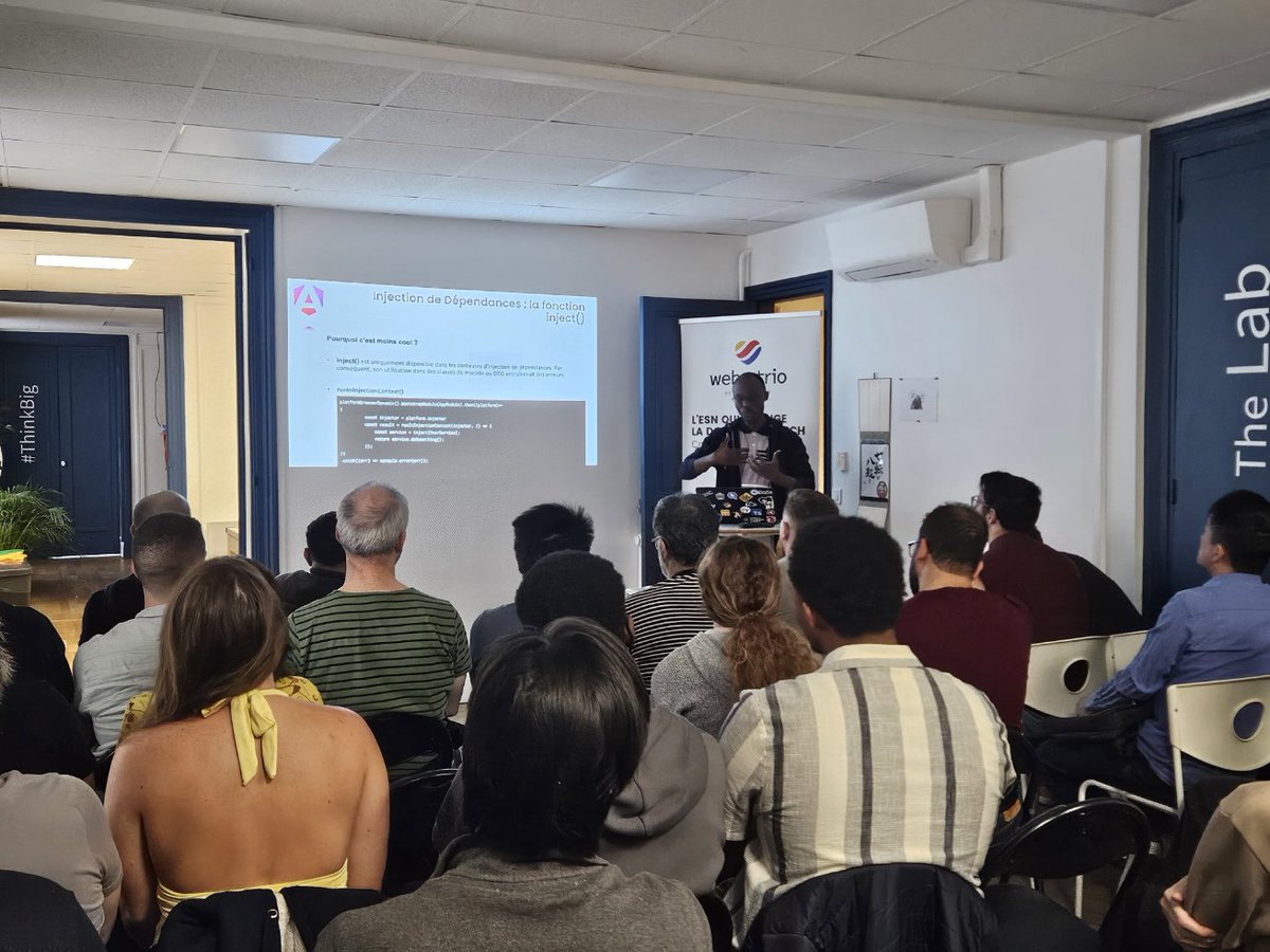 ezchilamen's tweet photo. [FR]
Hier, jeudi 10 Avril, s'est tenu la deuxième édition du meetup @angular #Paris.

J'ai eu l'immense honneur d'y avoir participé en qualité de speaker où j'ai parlé de l'injection de dépendances en Angular.

Merci à #William #Marques

-------------------

[EN]
Yesterday, Thursday April 10, was the second edition of the @angular #Paris meetup.

I had the great honor of taking part as a speaker, where I talked about dependency injection in Angular.

Thanks to #William #Marques

Credit photo 1 : @rblmdst