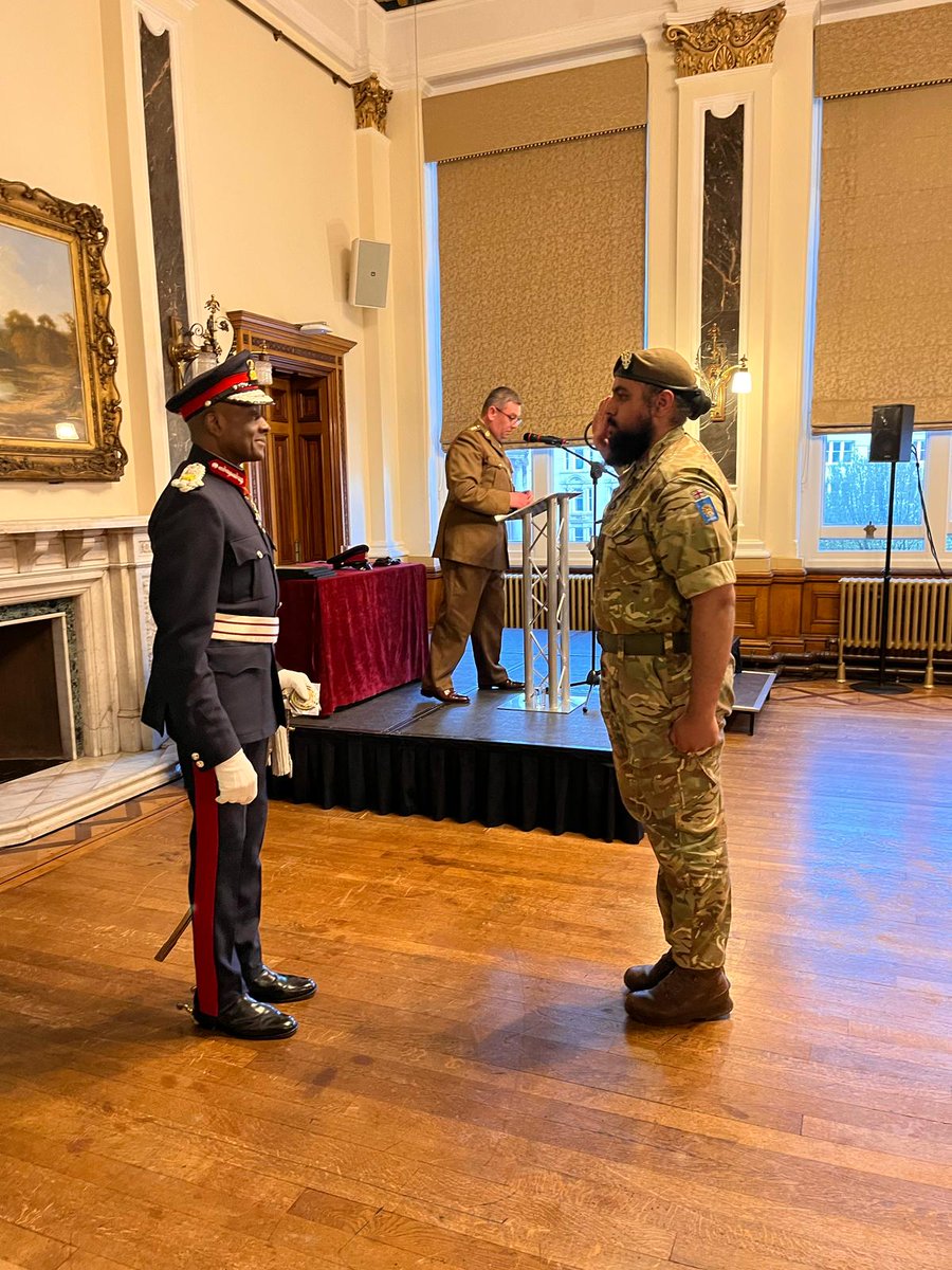 🎉 On Tuesday one of our #CCF Cadets was appointed <a href="/WMLieutenancy/">WMLieutenancy</a> Lord Lieutenant's Cadet! A fantastic achievement and a suitable culmination to a #glittering Cadet Force career 💂 <a href="/CCFcadets/">Combined Cadet Force</a> <a href="/ArmyCadetsUK/">Army Cadets UK</a>