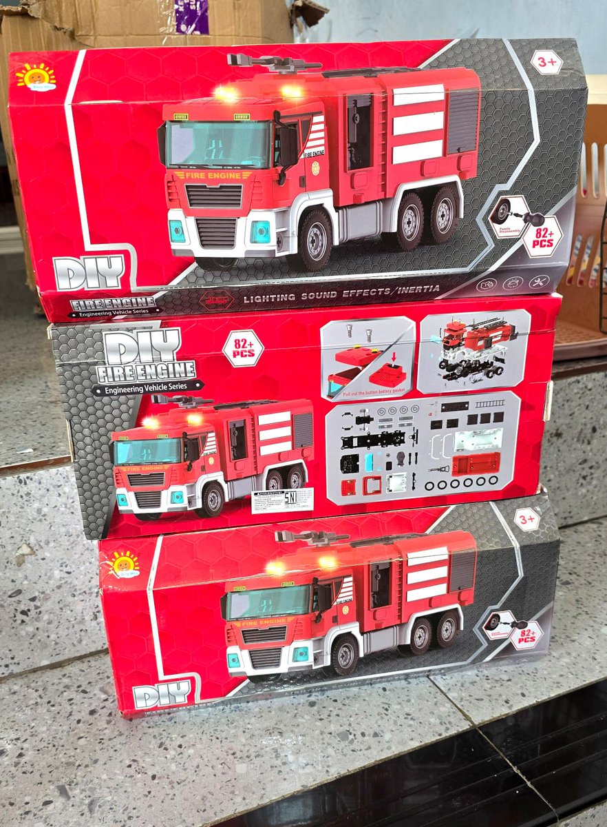 indriastti's tweet photo. Yyuk dibeli ❤️❤️ Mobil pemadam  Kl di toys kingdom udh 200rebuan neh  Bahan kya mainan d mall punya yahh ga ringkih  *Ada lampu ada soundnya lohhh*  Gedee yaakk cakep buat kado atau hadiah buat anak   ~Harga 170.000~ Harga sale 95.000 https://t.co/7hKxx6UgnB
