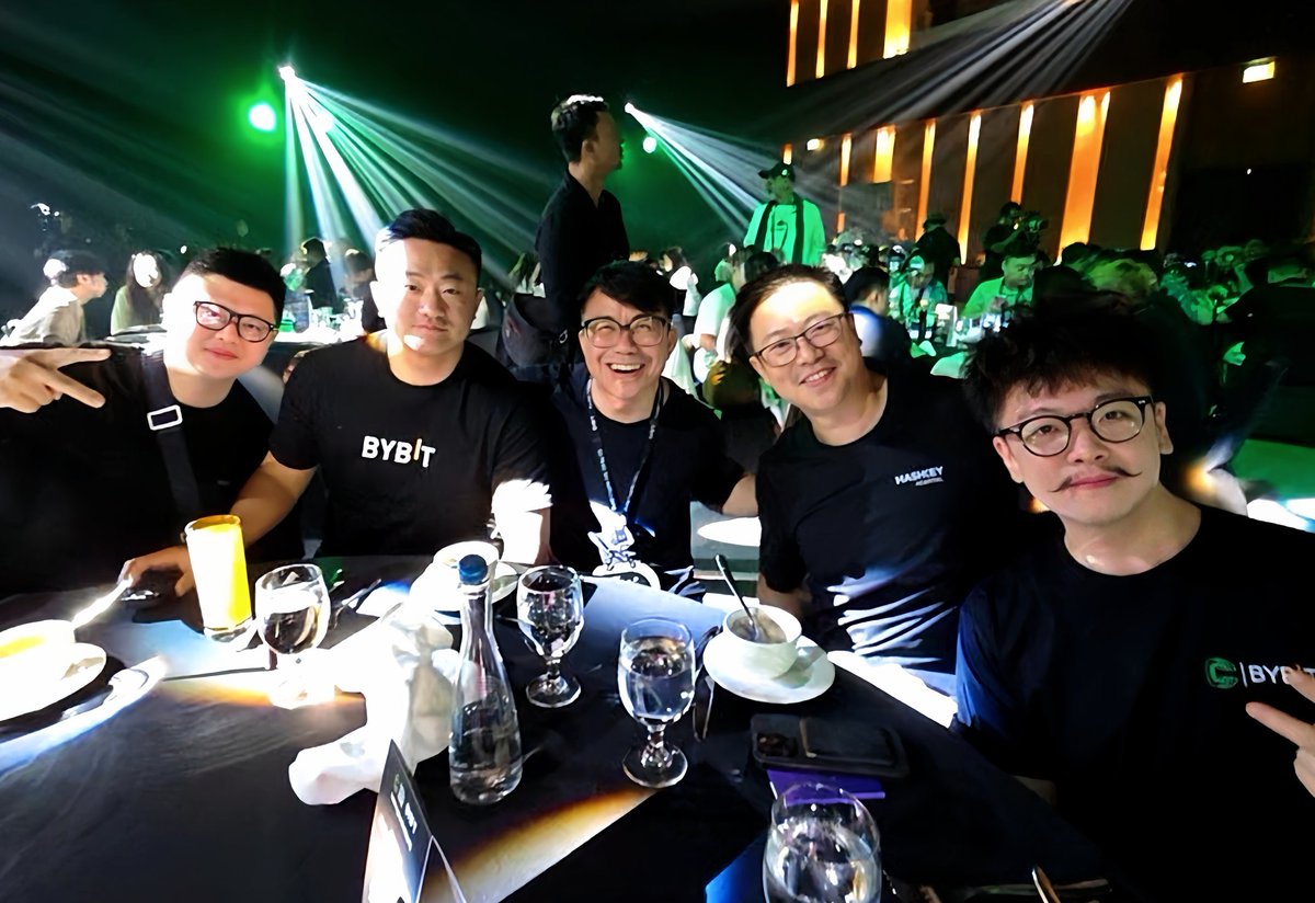 From0To3 tweet media