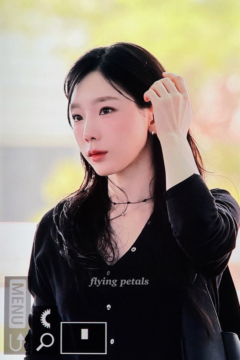 flying_petals's tweet image. 250411 ICN 🖤
#태연 #TAEYEON
