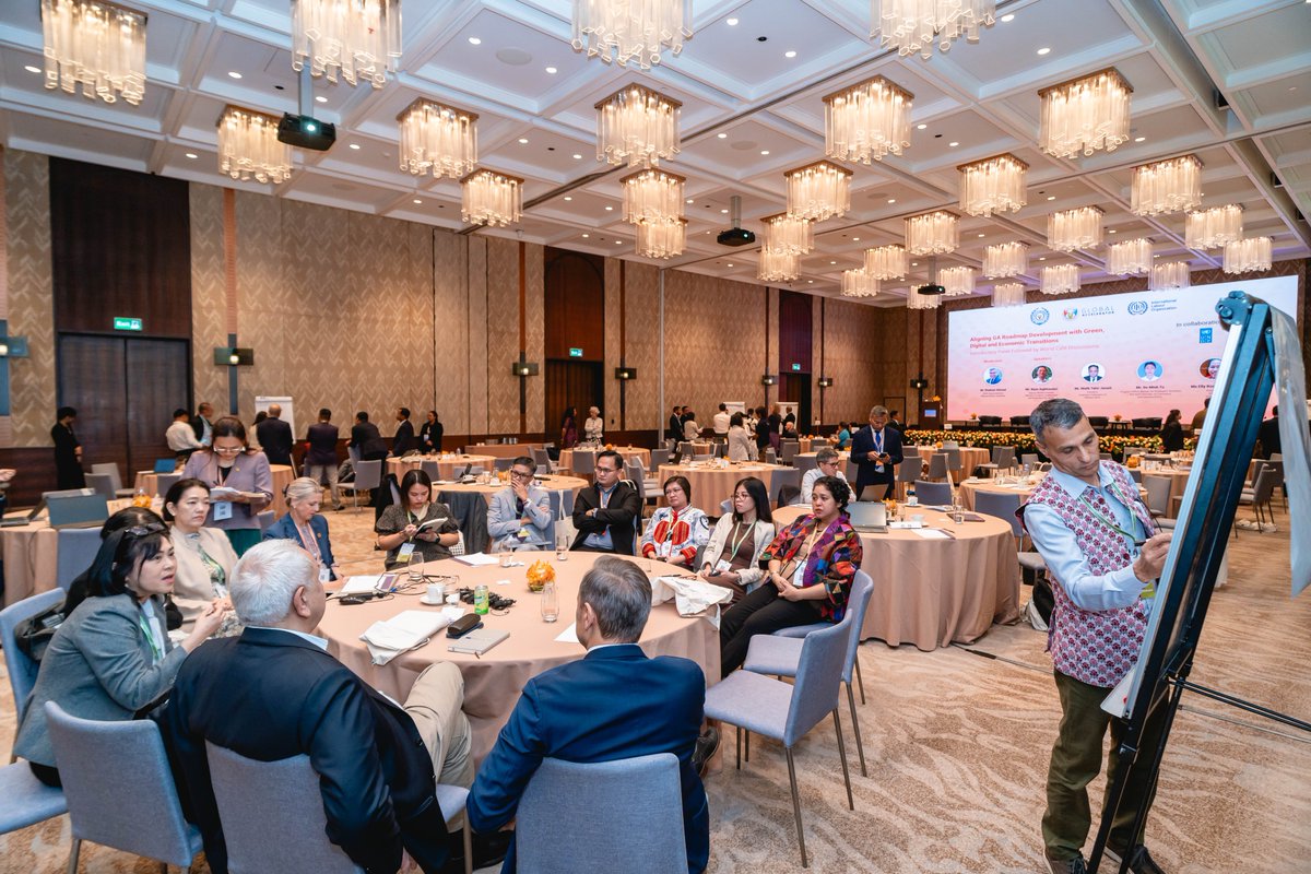 UNDP Cambodia (@undpcambodia) on Twitter photo At the Asia-Pacific Global Accelerator Policy Forum in 🇰🇭, <a href="/UNDP/">UN Development</a> Dep. Resident Rep. <a href="/ShakeelMohmandK/">Shakeel Ahmad</a> moderated a session on how the Global Accelerator on Jobs & Social Protection can support govt. & partners in creating decent jobs & strengthening universal social protection. At the Asia-Pacific Global Accelerator Policy Forum in 🇰🇭, <a href="/UNDP/">UN Development</a> Dep. Resident Rep. <a href="/ShakeelMohmandK/">Shakeel Ahmad</a> moderated a session on how the Global Accelerator on Jobs & Social Protection can support govt. & partners in creating decent jobs & strengthening universal social protection.