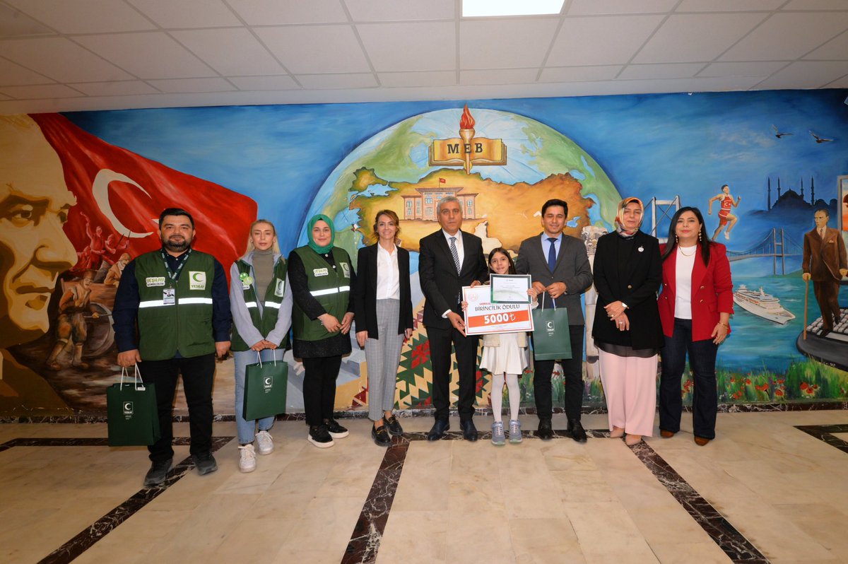 YesilayOsmaniye's tweet photo. “13. Sağlıklı Nesil Sağlıklı Gelecek Yetenek Yarışması” Osmaniye İl Birincileri Ödül Töreni 💚 https://t.co/xBIlMfrmTC