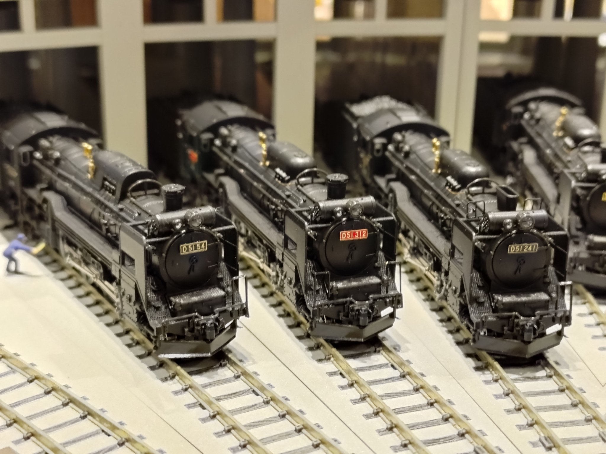 春のコレクション KATO京都駅店  X: on 鉄道模型