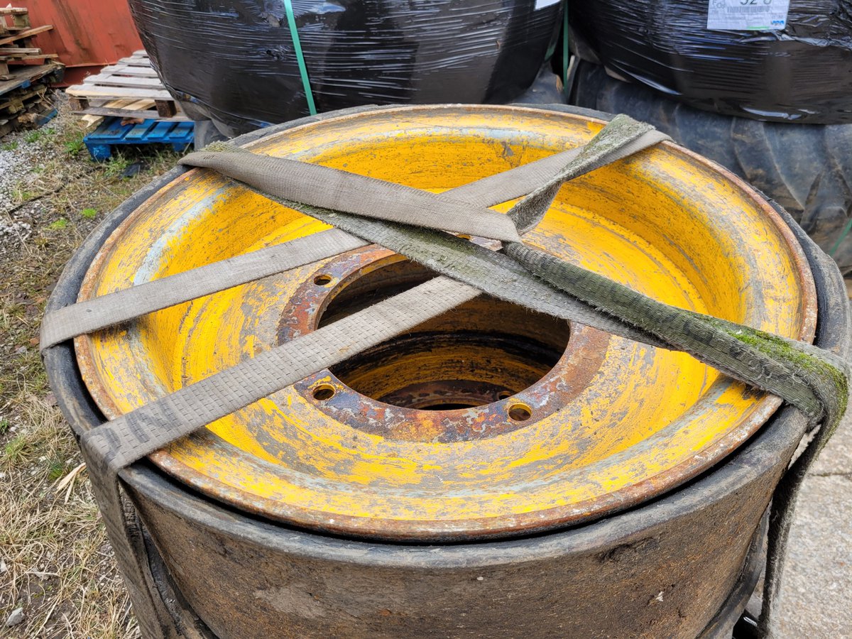 TyreBossLtd's tweet image. Talk about getting your moneys worth from tyres!!!!

#CushionSolids
#PunctureProof
#ROI