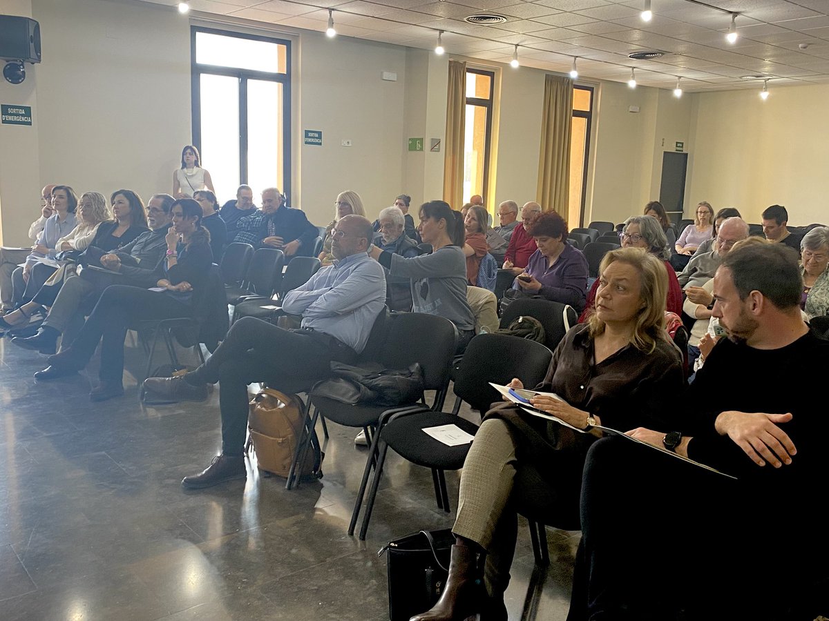 sbdterritori's tweet photo. #PARTICIPACIÓ ➡️#ARA Tret de sortida del VI Fòrum de Democràcia Local

🗨 Obre la jornada l'alcaldessa de Sabadell, Marta Farrés 

⚖️ Avui parlarem de democràcia i poder judicial. Una jornada per escoltar, debatre i reflexionar

🚀 Comencem‼️

@favsbd #VIFDLSbd25 #ParticipacióSbd https://t.co/3XJQ1Q3Anu