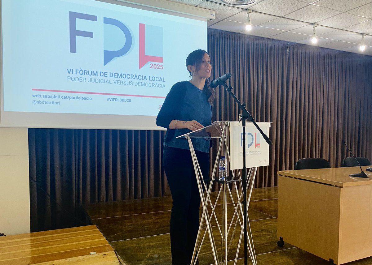 sbdterritori's tweet photo. #PARTICIPACIÓ ➡️#ARA Tret de sortida del VI Fòrum de Democràcia Local

🗨 Obre la jornada l'alcaldessa de Sabadell, Marta Farrés 

⚖️ Avui parlarem de democràcia i poder judicial. Una jornada per escoltar, debatre i reflexionar

🚀 Comencem‼️

@favsbd #VIFDLSbd25 #ParticipacióSbd https://t.co/3XJQ1Q3Anu
