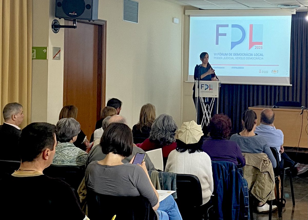 sbdterritori's tweet photo. #PARTICIPACIÓ ➡️#ARA Tret de sortida del VI Fòrum de Democràcia Local

🗨 Obre la jornada l'alcaldessa de Sabadell, Marta Farrés 

⚖️ Avui parlarem de democràcia i poder judicial. Una jornada per escoltar, debatre i reflexionar

🚀 Comencem‼️

@favsbd #VIFDLSbd25 #ParticipacióSbd https://t.co/3XJQ1Q3Anu